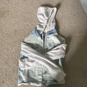 Girl light washed Jean hooded jacket